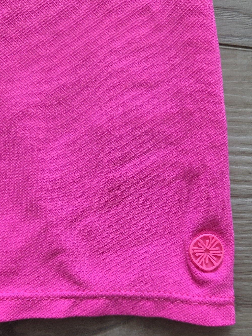 Lilly Pulitzer UPF 50+ Luxletic Martina Polo Top Pink Palms Medium - Picture 5 of 8